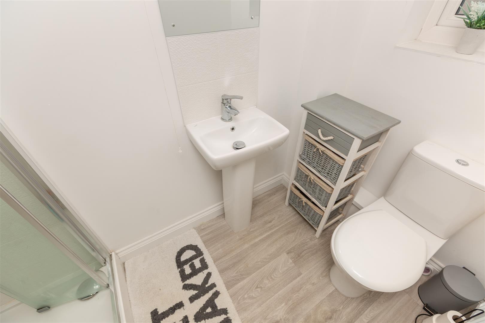Clos Gelli Wen, Pontardawe, Swansea, SA8 3DF